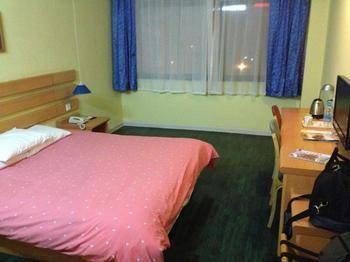 Home Inn Suzhoutrain Station North Square Сучжоу Экстерьер фото